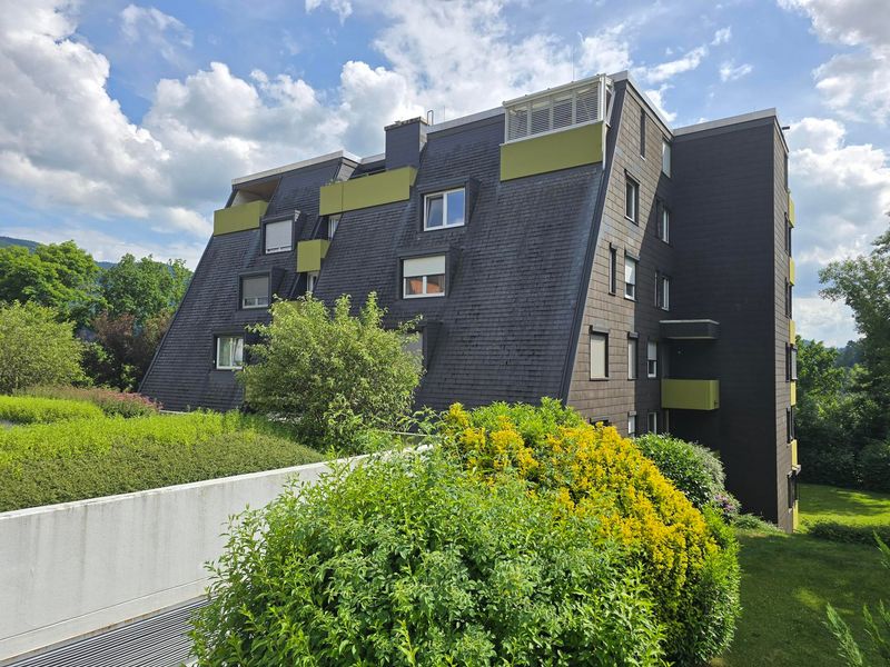Sonnige 3,5 Zimmerwohnung in bevorzugter Aussichtslage (Bezugsfrei)!